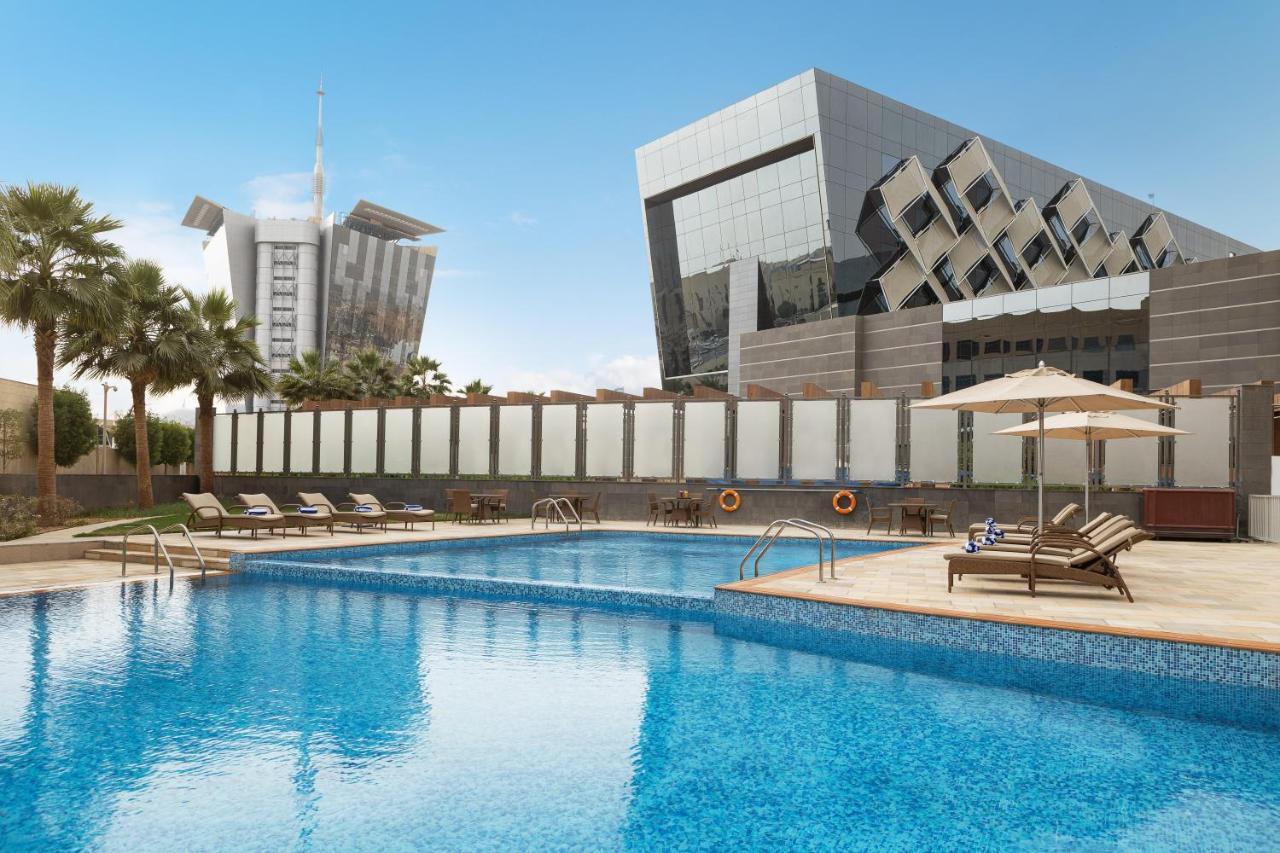 Crowne Plaza Riyadh - Rdc Hotel & Convention By Ihg Eksteriør bilde The Address Downtown Dubai